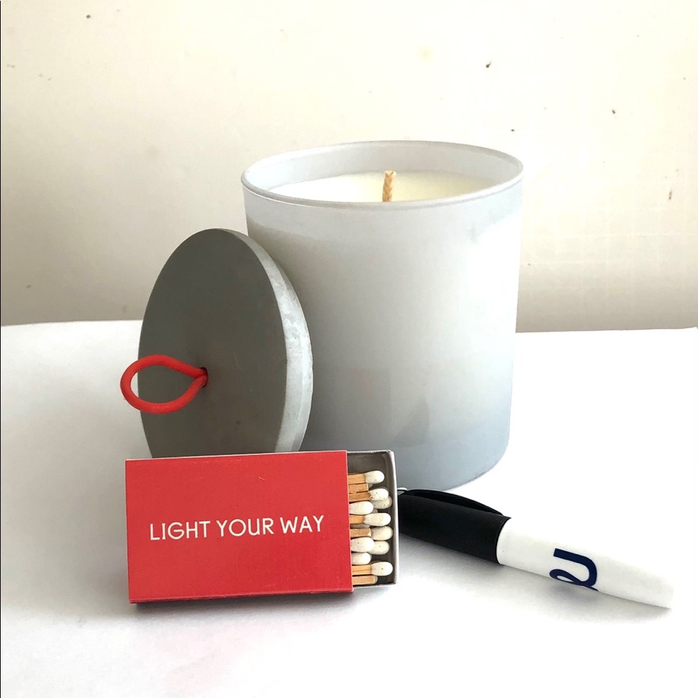 Buy 1 get 1 free. The Aspirational Candle. A great gift - Picture 4 of 10